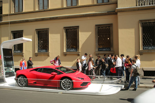 一同展出的兰博基尼Huracán LP 610-4