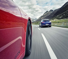 AMG GT vs.Porsche 911Turbo