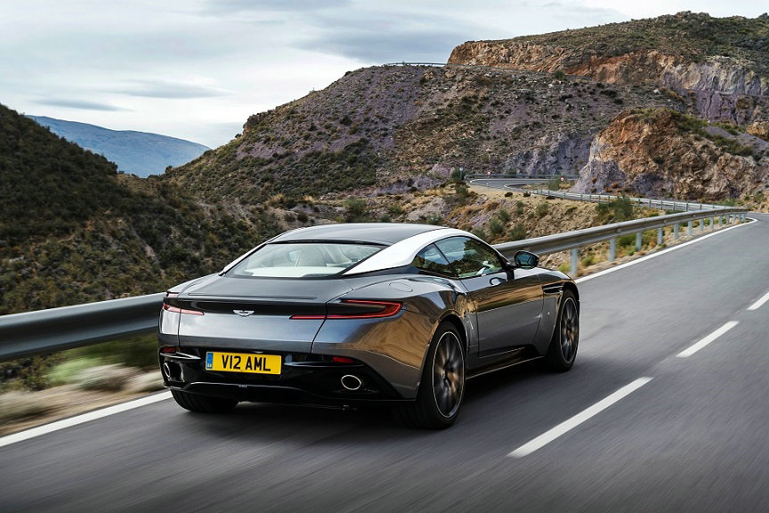 Aston Martin DB11_09.jpg